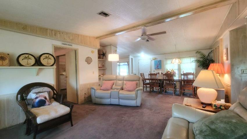 84 Emerald Dr. East a Dundee, FL Mobile or Manufactured Home for Sale